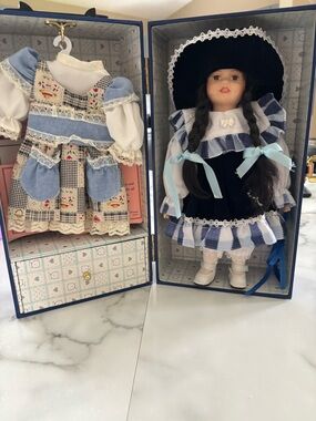 Vintage Lasting impression “Companion Collection”